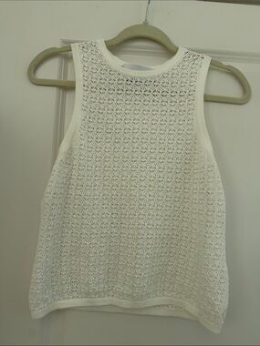 Sleeveless White Crochet Knit Tank Top - Women